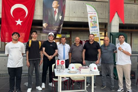 Emülzer, İSO koordinasyonu ve Türkçimento Mesleki ve Teknik Anadolu Lisesi okul idaresi işbirliğiyle düzenlenen kariyer buluşmalarına katıldı